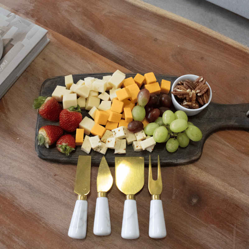 Cassie Cheese Knives Set